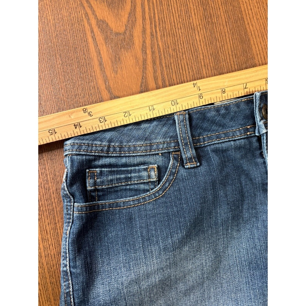 St Johns Bay Ladies Denim Shorts Size 4 Classic Cotton Blend Dark Stone Wash - Picture 5 of 12